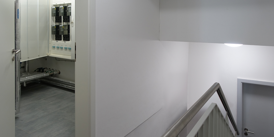 Elektronik im OG eines Gebäudes